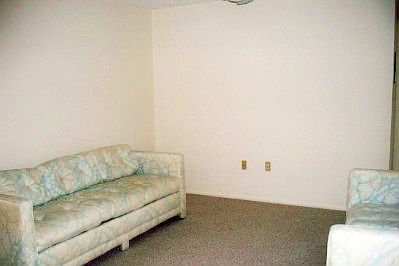 4th image of 1928 Grace Ave APT 4