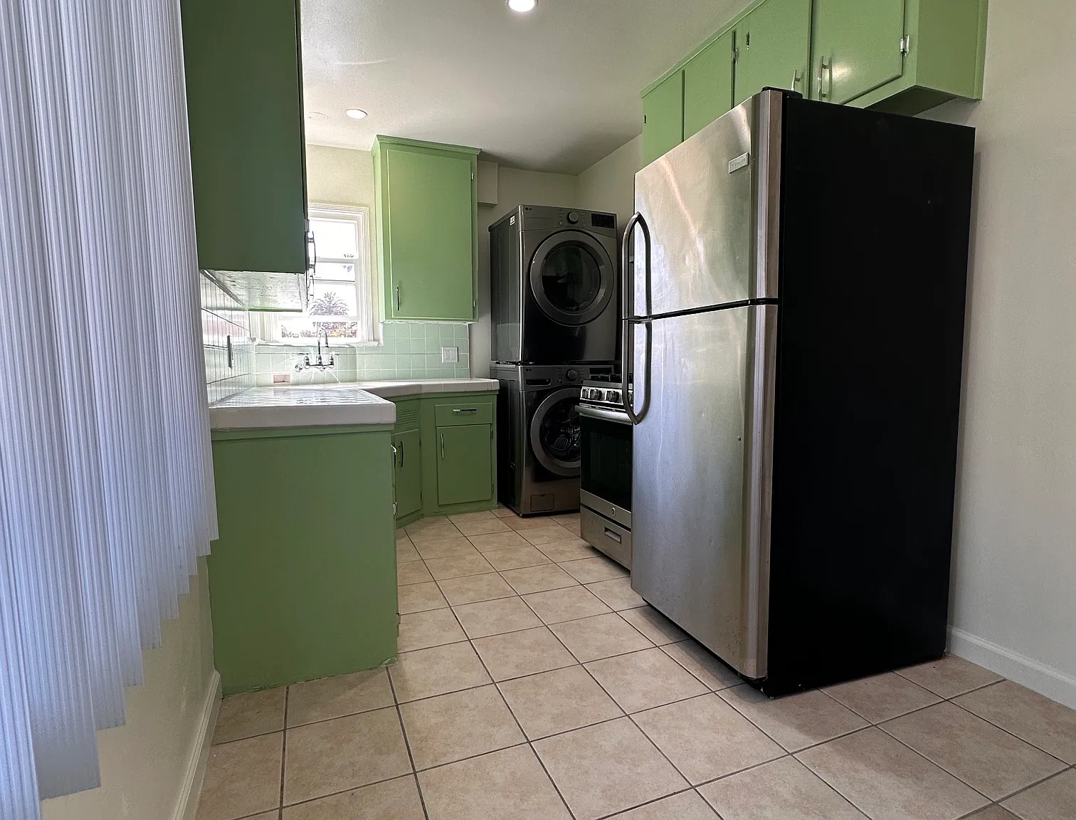 1 bed, $1,895 — Photo 2
