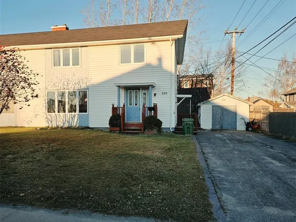 303 Carson Avenue, Labrador City, NL A2V2C4