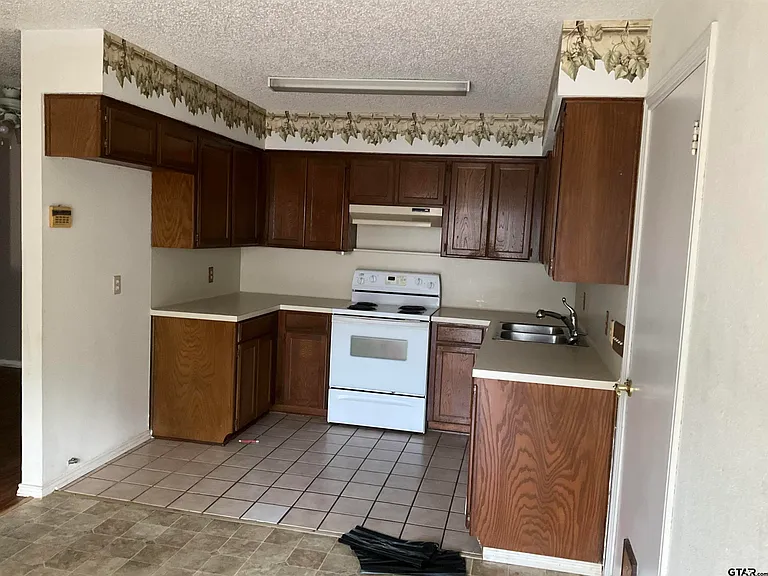 8307 Garrett Dr #8307 — Photo 10