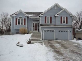 2501 Oxford Rd, Lawrence, KS 66049