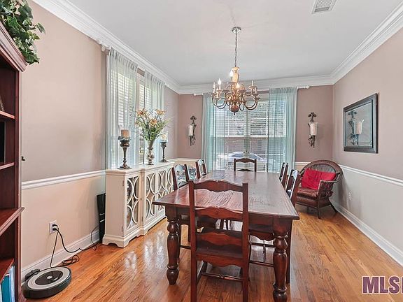 5th image of 6318 Double Tree Dr