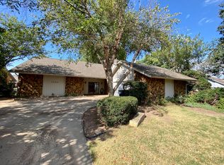 3402 Rockwood Rd, Enid, OK 73703