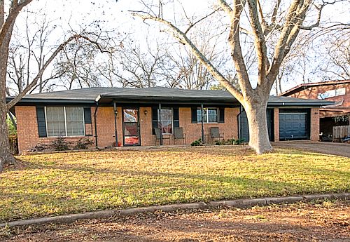 1st image of 5713 Hawthorne Dr