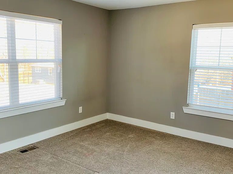 807 Forrest Rd — Photo 23