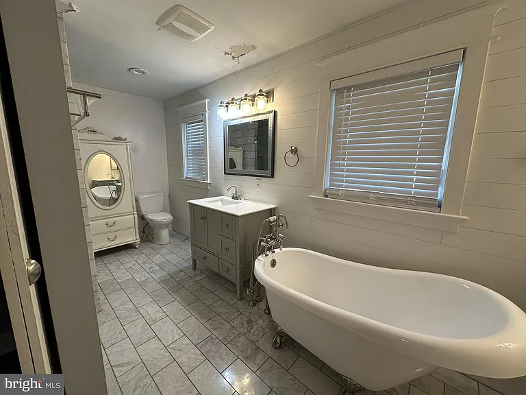 11809 Rivershore Dr — Photo 19