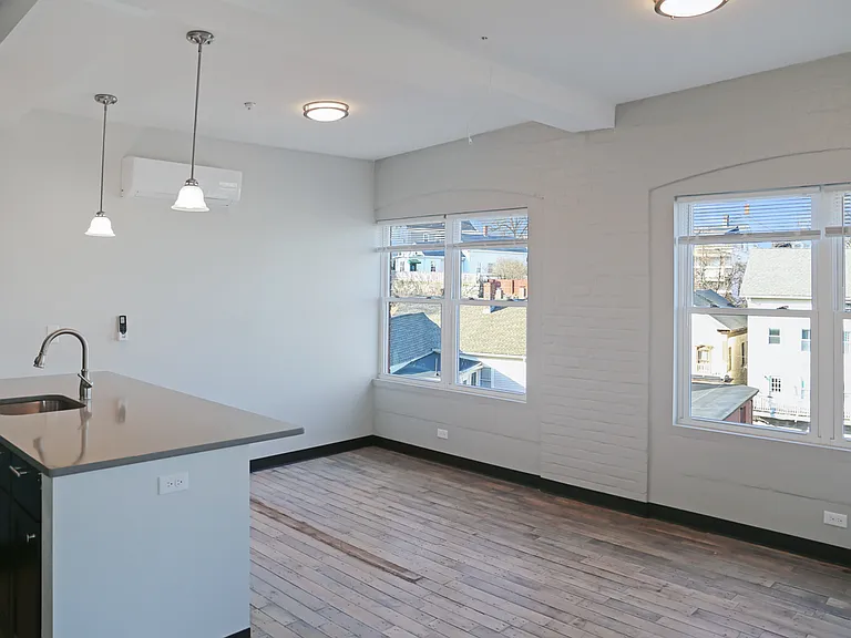 43 Railroad St #202 — Photo 9