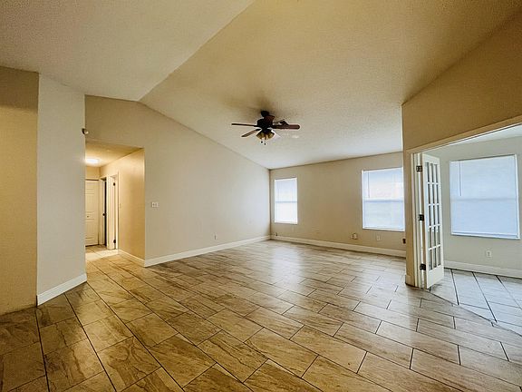 5th image of 612 Sherwood Oaks Cir