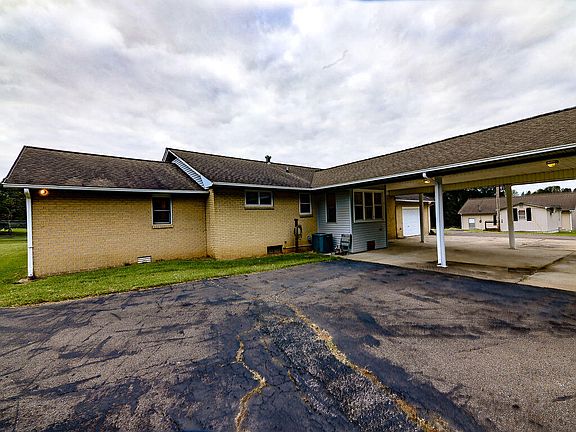 5th image of 3754 State Highway 121 N