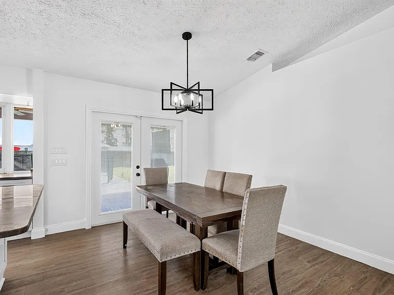 756 SW Ancona Rd — Photo 20