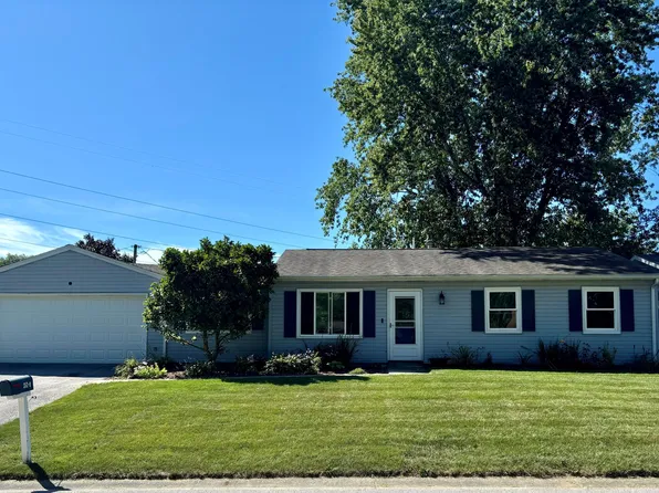352 W #B, Valparaiso, IN 46385