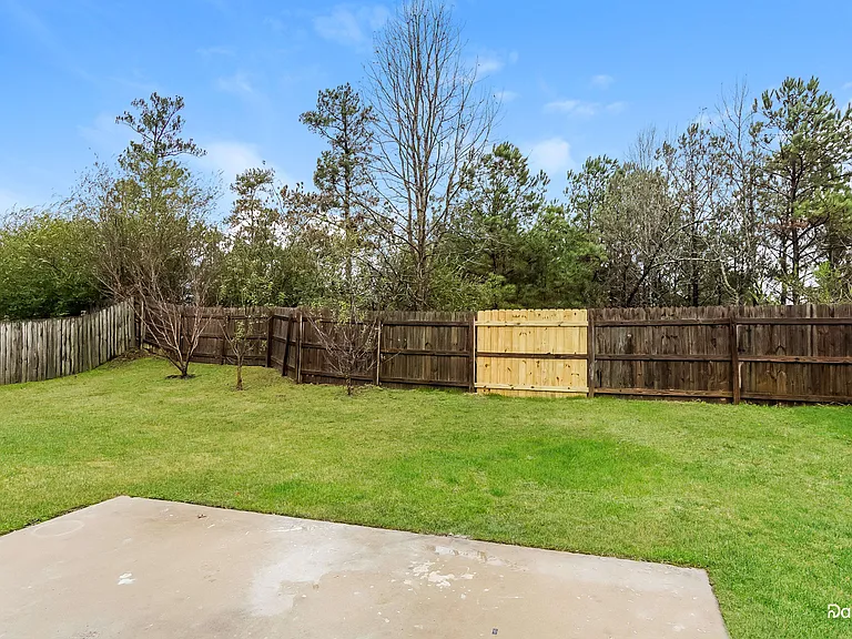 193 Addison Dr — Photo 15