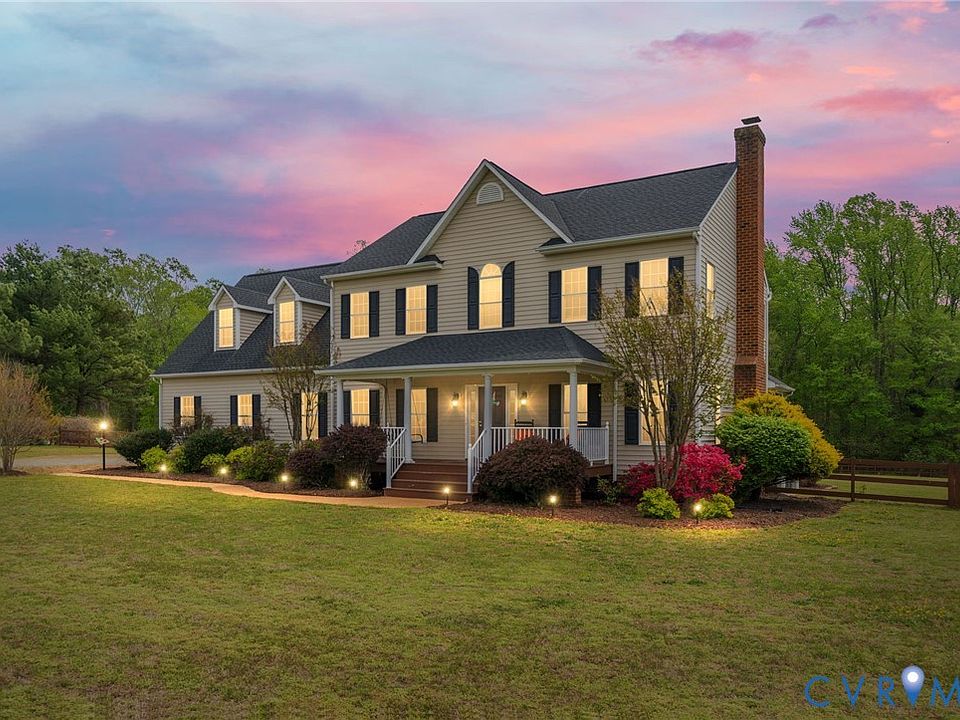 1st image of 1937 Retreat Dr