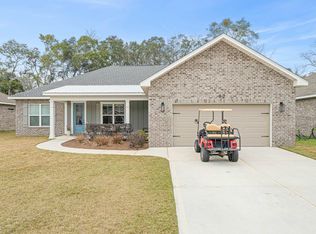 67 Spruce St, Freeport, FL 32439