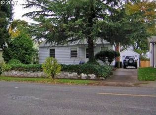 2025 NE Dekum St, Portland, OR 97211