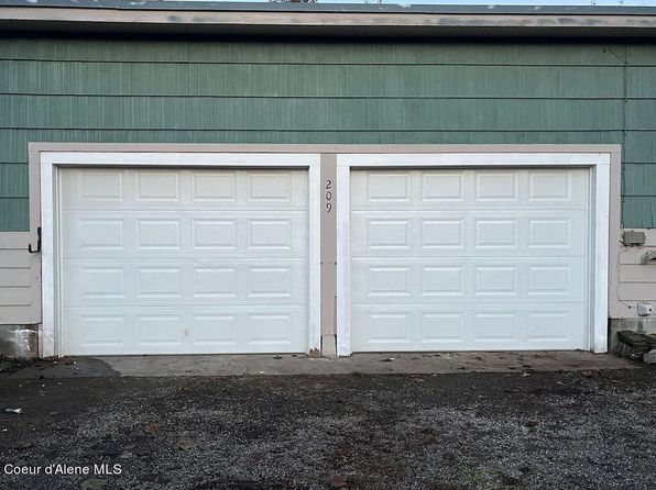 209 B St, Smelterville, ID 83868