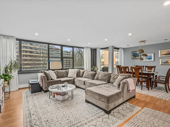 162-40 Ninth Avenue image 5 of 28