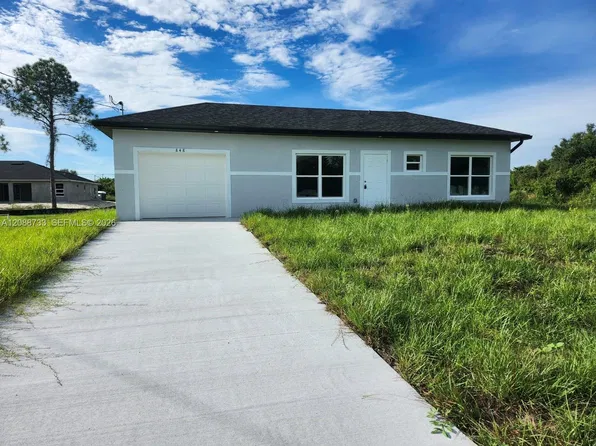 848 Carpenter St E, Lehigh Acres, FL 33974