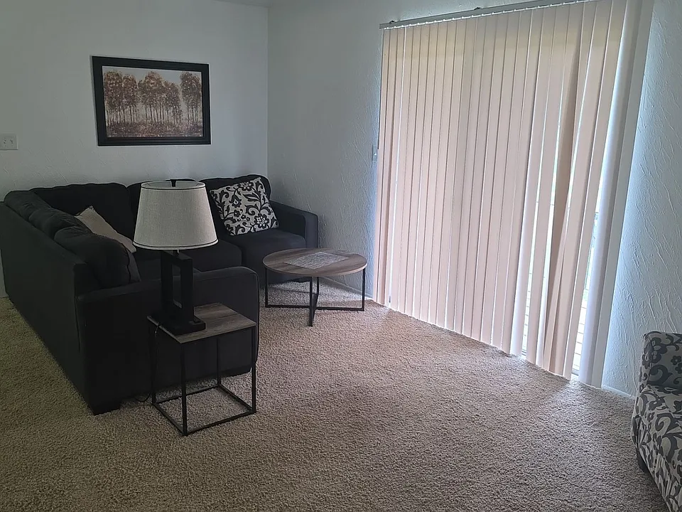 1003 S State Fair Blvd #18