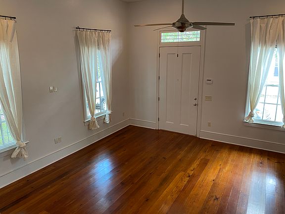 4th image of 547 Philip St