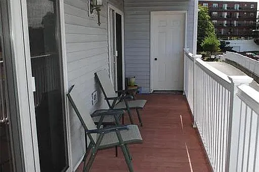 140 Quincy Ave #16 — Photo 3