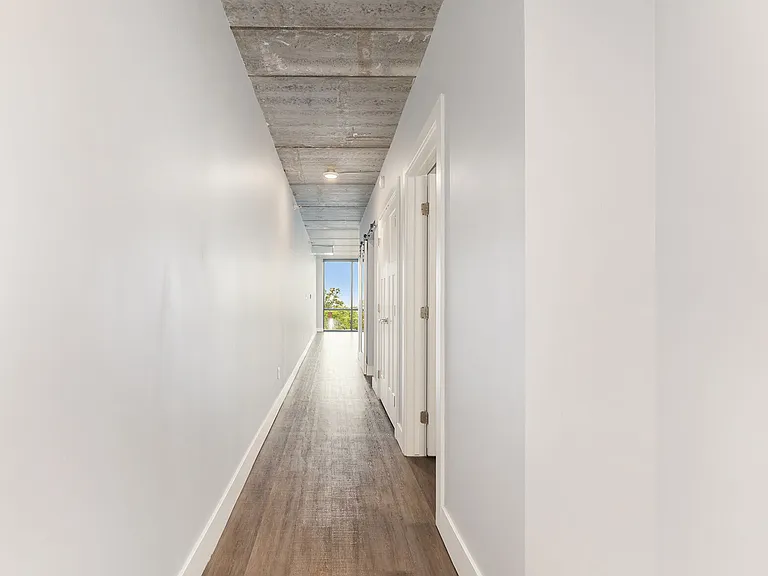 TC Lofts — Photo 24