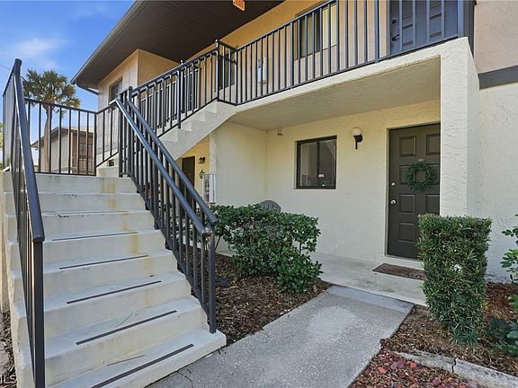 4th image of 1230 Hall Rd APT 305