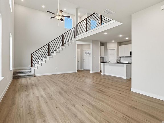 5th image of 2318 Pink Pearl Drive