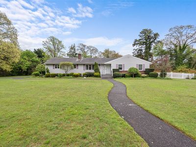 90 Meadow Lane, Bayport, NY, 11705