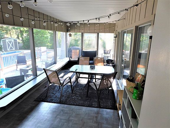 4th image of 5211 Dale St