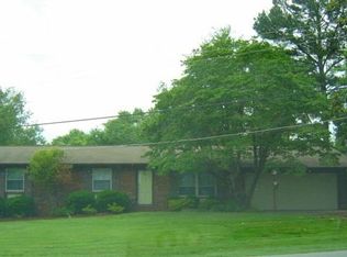 913 Hackberry Dr NW, Cleveland, TN 37311