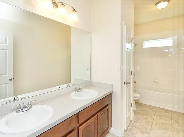2103 Candlenut Cir — Photo 14
