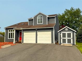 8602 Nazareth Dr, Cicero, NY 13039