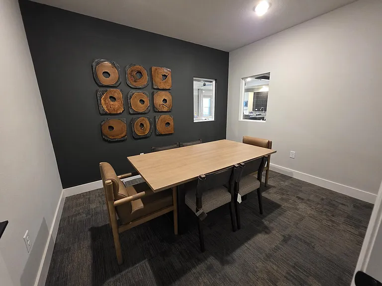 Whispering Pointe Apartments — Photo 8