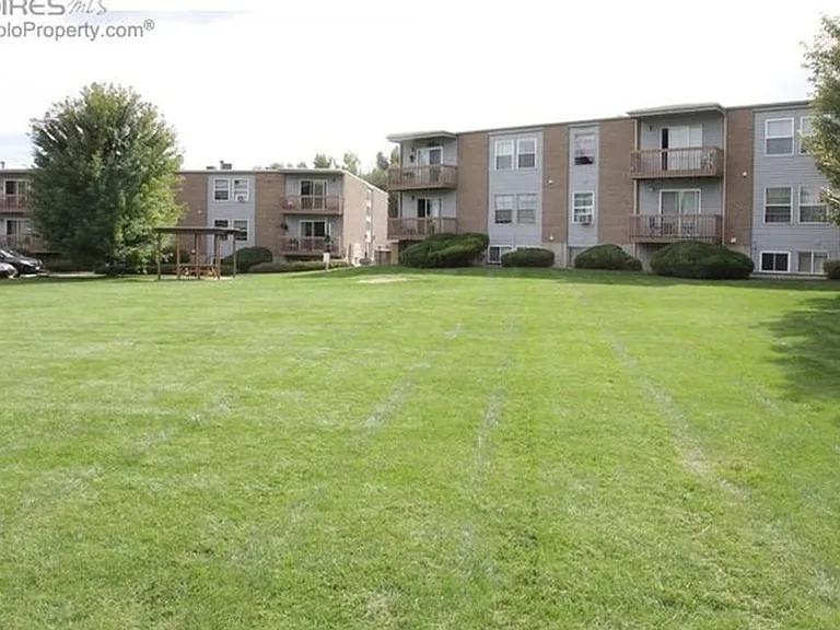 1608 Cottonwood Dr #4 — Photo 10