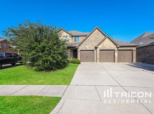 1185 Barberry Dr, Burleson, TX 76028