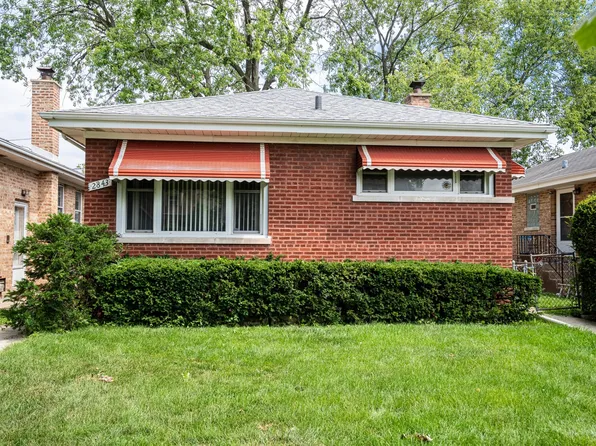 2843 Hawthorne St, Franklin Park, IL 60131
