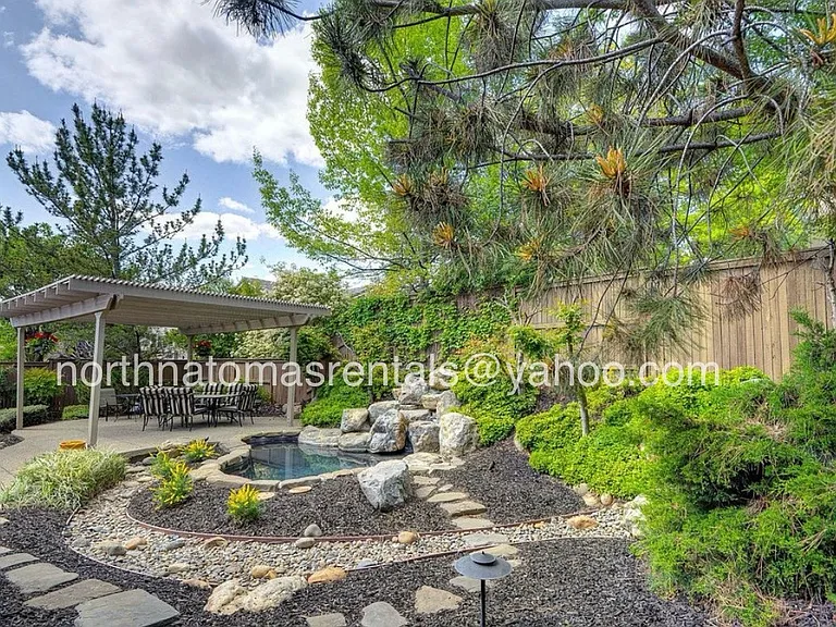 3949 Moraga Dr — Photo 37