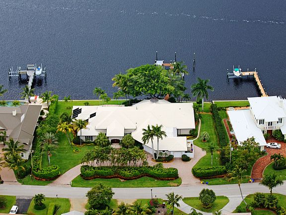 2nd image of 221 River Dr