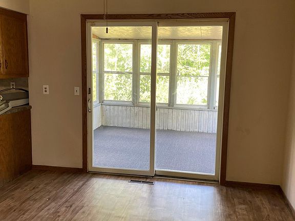4th image of 1680 Leon Dr