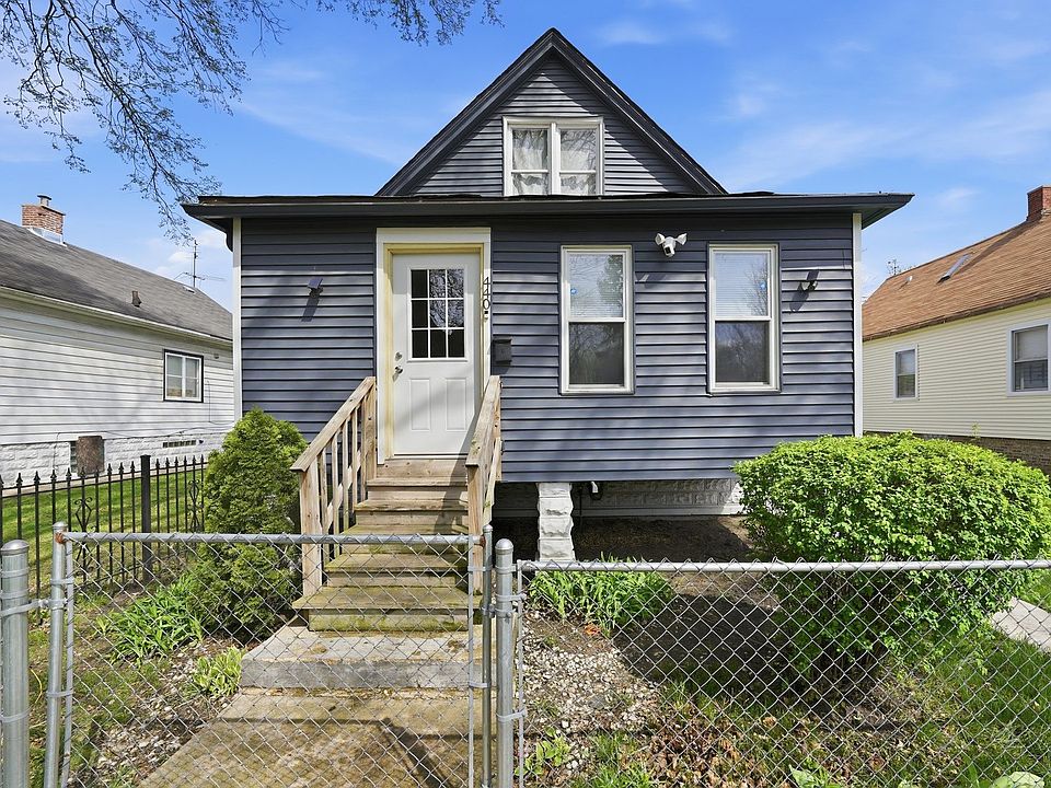 1st image of 442 W 117th St