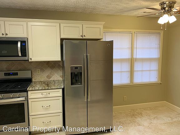 2nd image of 262 Cedar Mill Ln