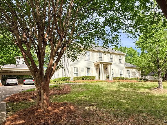 2nd image of 403 Wood Valley Rd