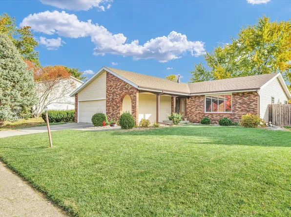 2120 Georgetown Cir, Champaign, IL 61821