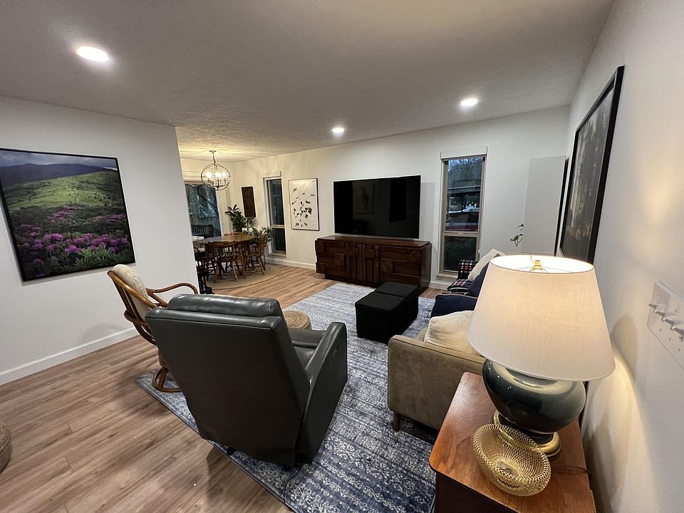 1st image of 1518 Dawnview Dr APT C