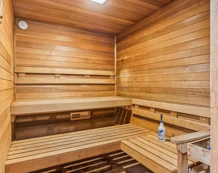 100 E Huron St #3504 — Photo 39