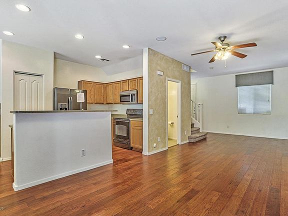 1709-N-77th-Dr-16