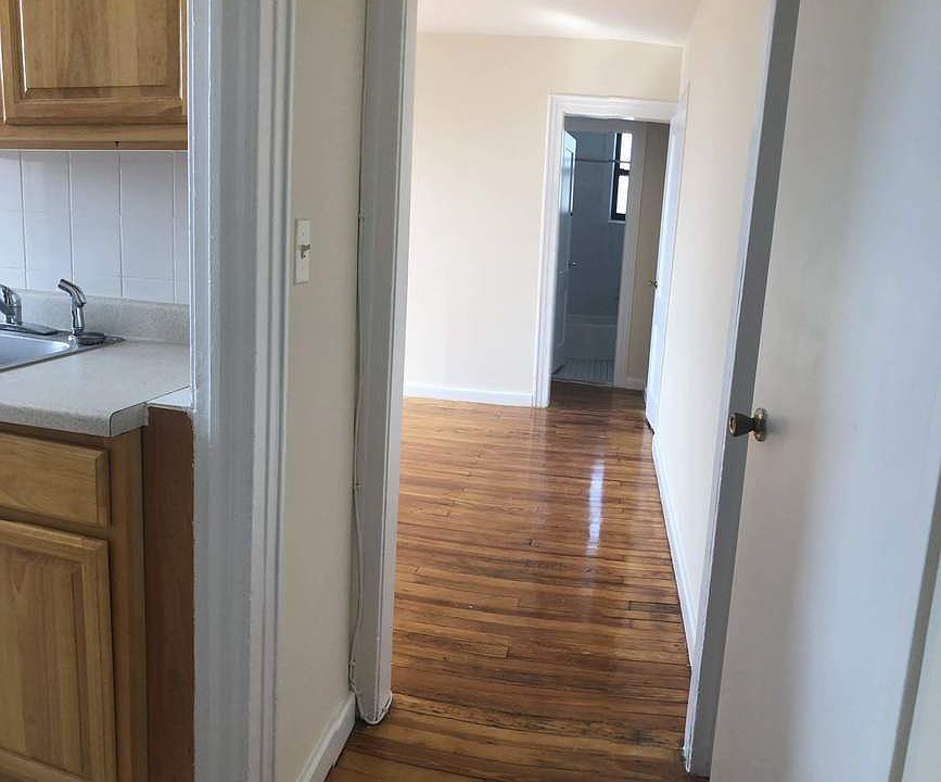 1st image of 4152 49th St APT 4