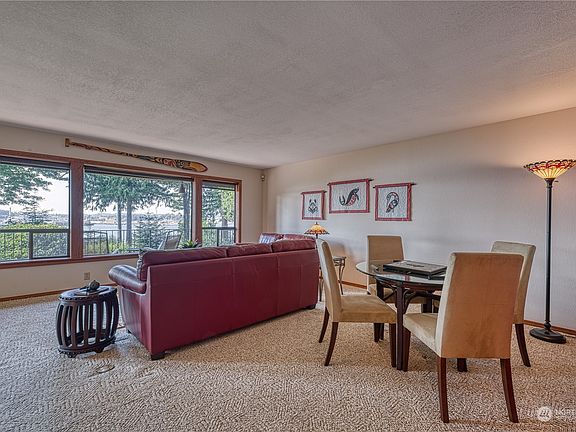 5th image of 1385 Wilkins Place SW