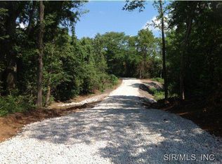 2847 Stonetimber Dr, Troy, IL 62294